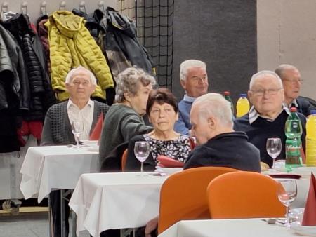 Novoletno srečanje krajank in krajanov Kotelj starih 80 let in več (42)